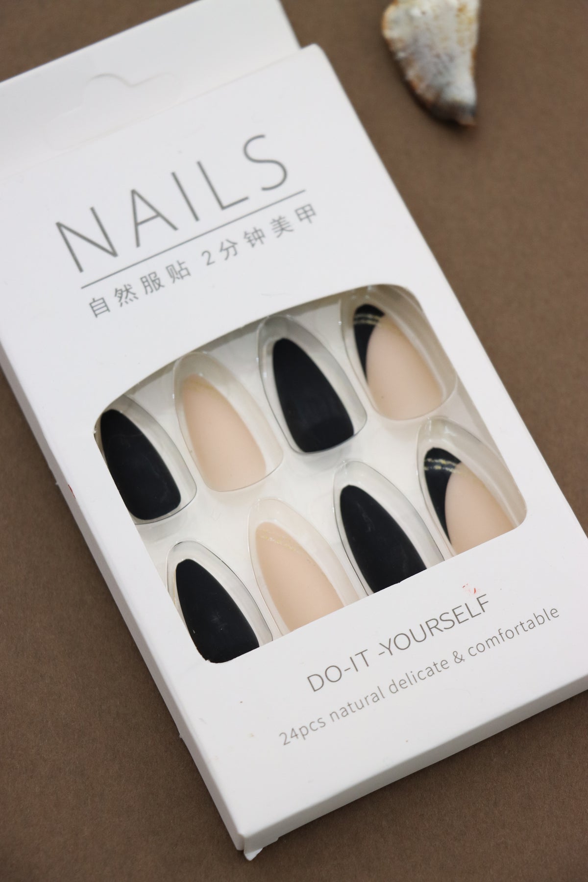 Black & Nude Press-On Nails – Sleek Minimalist Design, 24pcs DIY Set