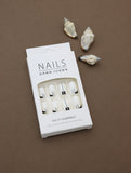 Elegant White and Black Minimalist Press-On Nails - 24pcs Chic Linear Design Set