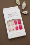 Adorable Heart Accent DIY Nail Set – Vibrant Red and White Design, 24pcs for Delicate & Comfortable Wear